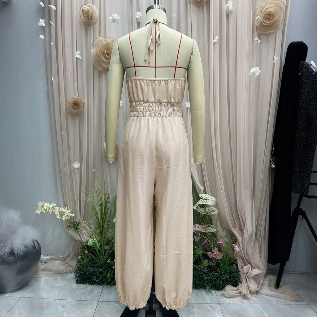 Mono Bohémico de Encaje con Cuello Halter – Cintura Alta para Playa y Vacaciones
